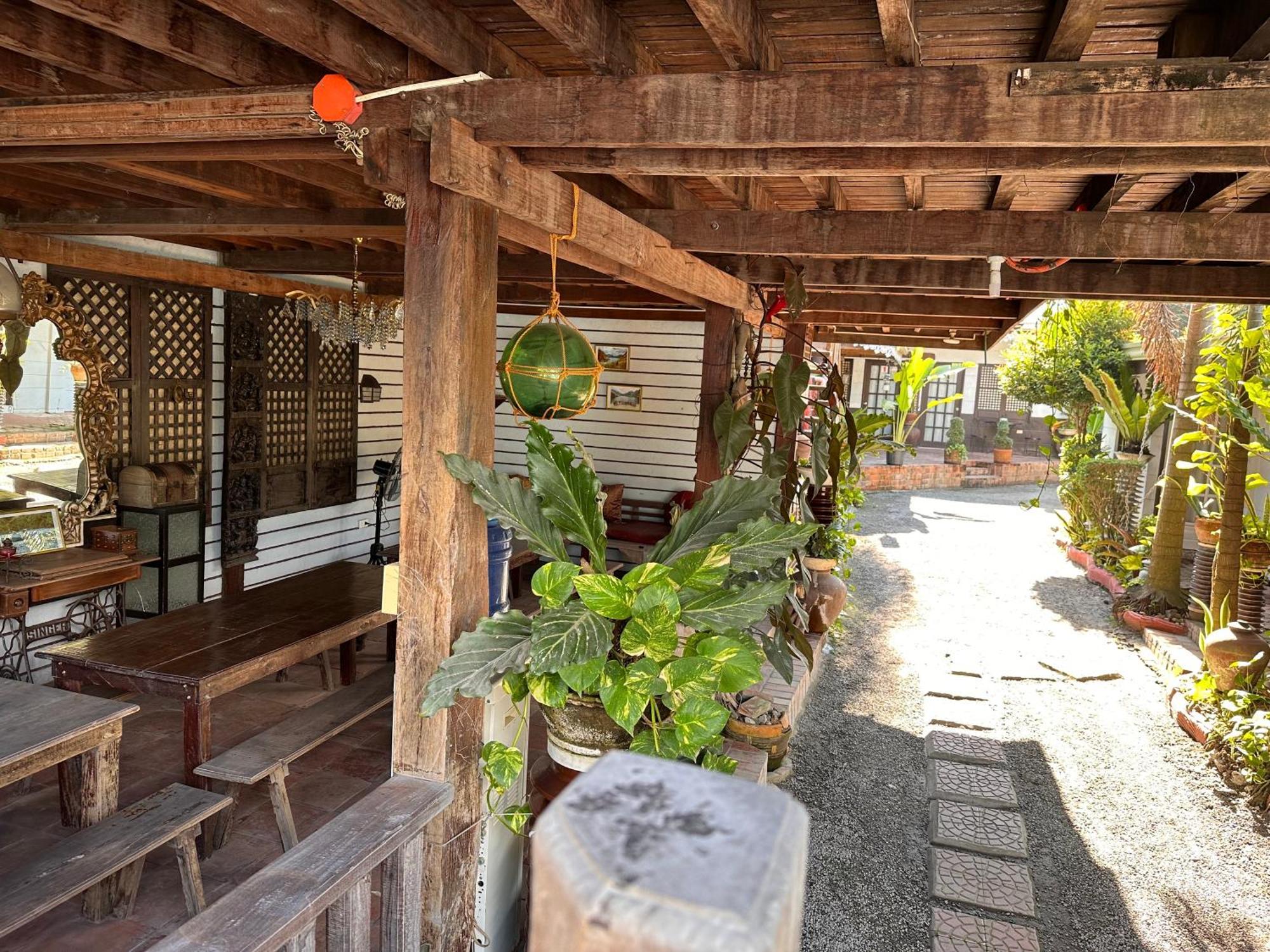 Mount Pinatubo Base Camp At Casa Hermogina Hotel Santa Juliana Kültér fotó